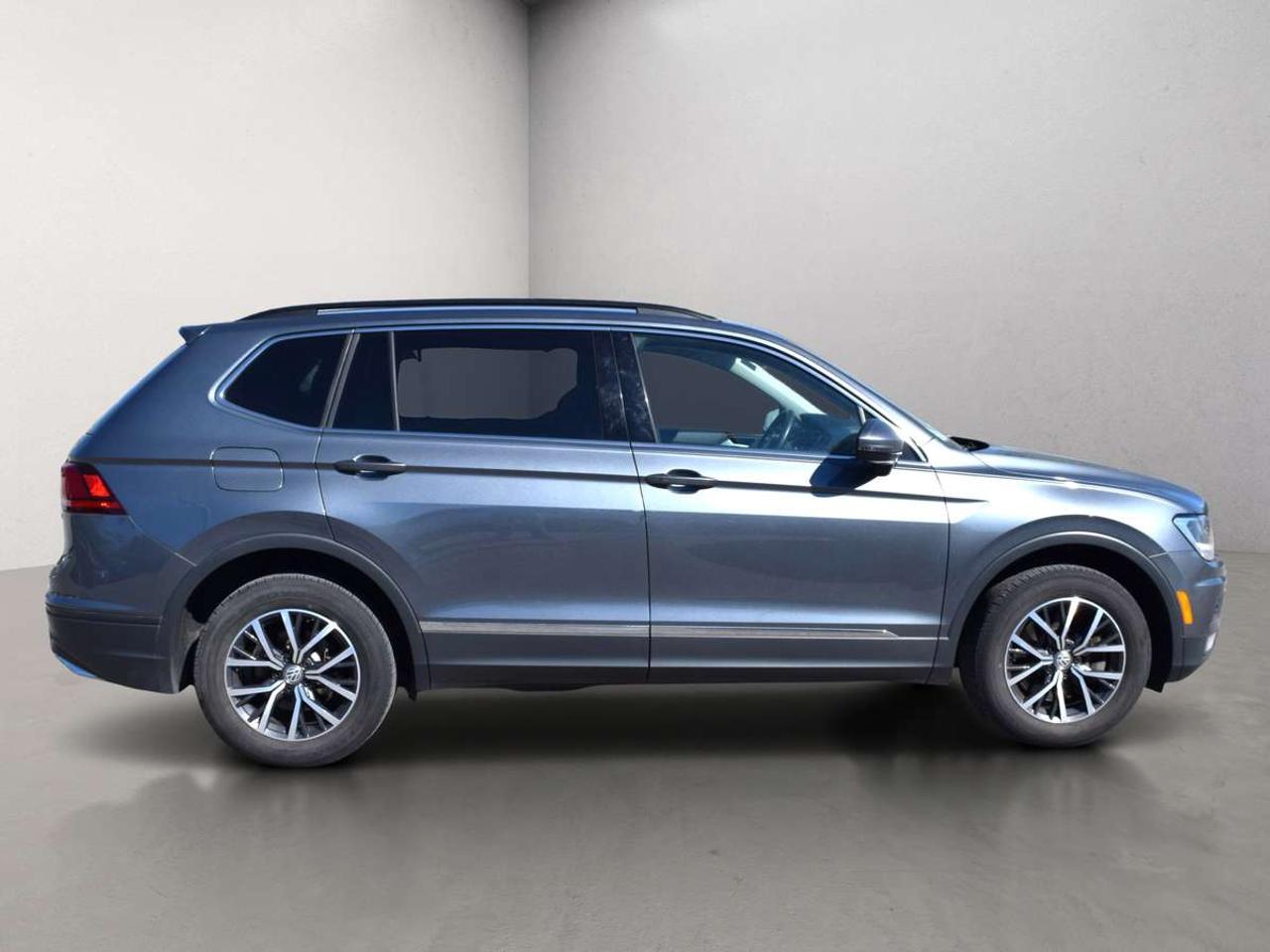 2020 Volkswagen Tiguan Comfortline 4Motion Leather Photo3