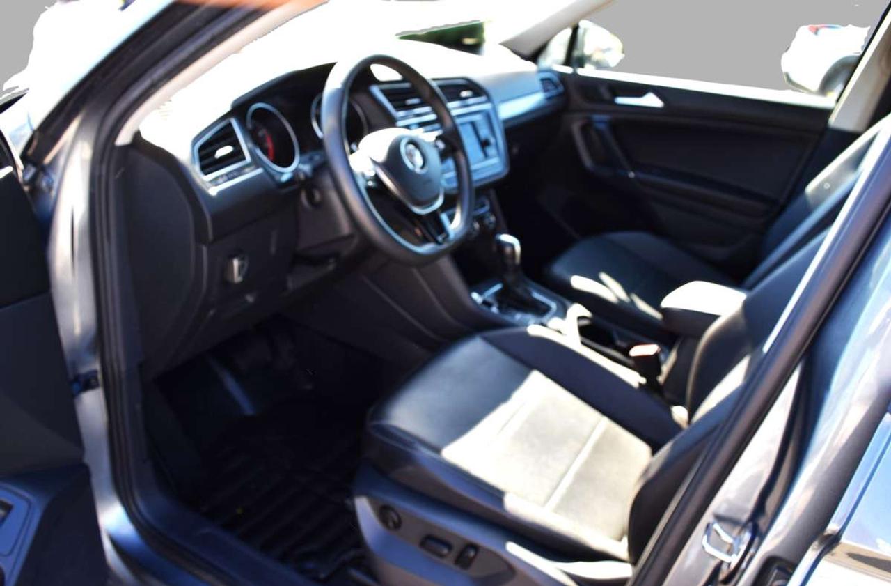 2020 Volkswagen Tiguan Comfortline 4Motion Leather Photo