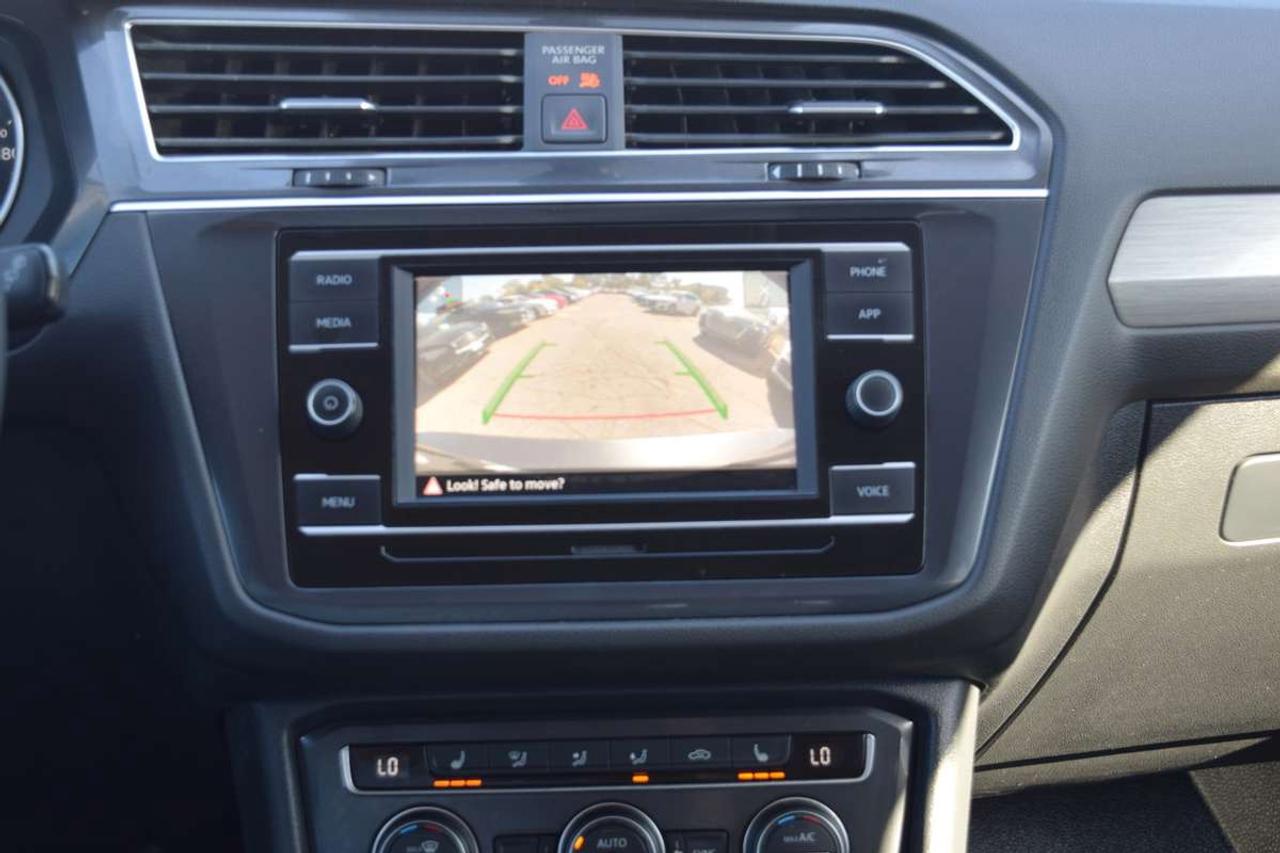 2020 Volkswagen Tiguan Comfortline 4Motion Leather Photo