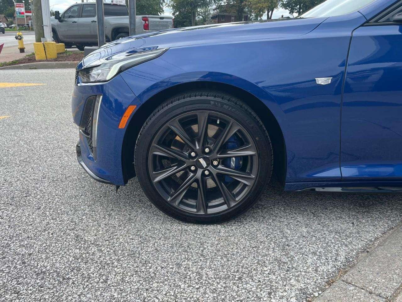 2023 Cadillac CT5 Sport Great Colour! AWD Photo