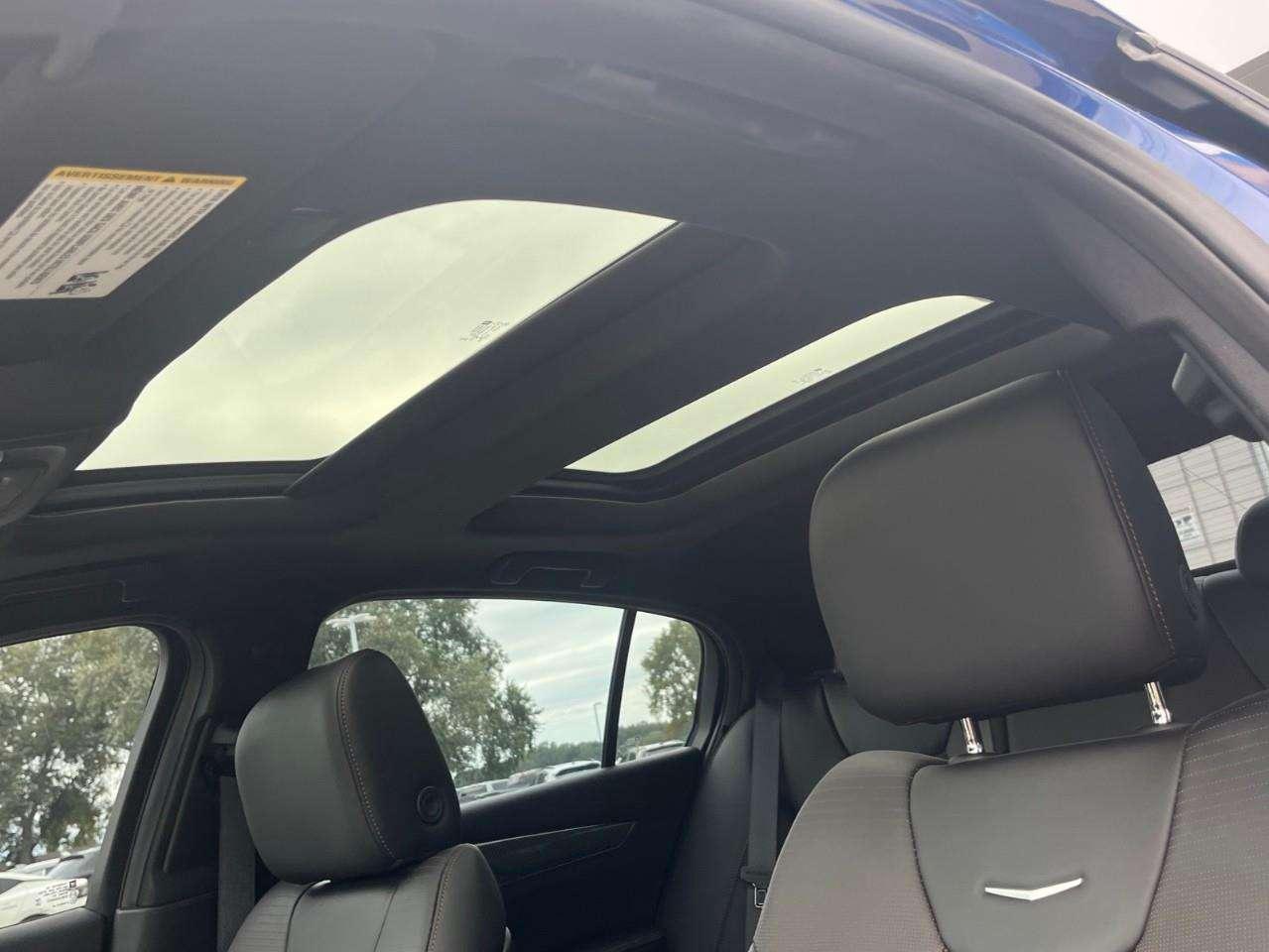 2023 Cadillac CT5 Sport Great Colour! AWD Photo