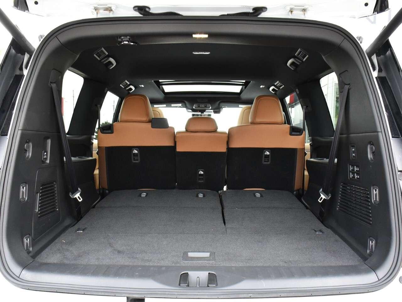 2026 Nissan Armada EXECUTIVE DEMO, FULLY LOADED, FINANCE FROM 6.99% Photo
