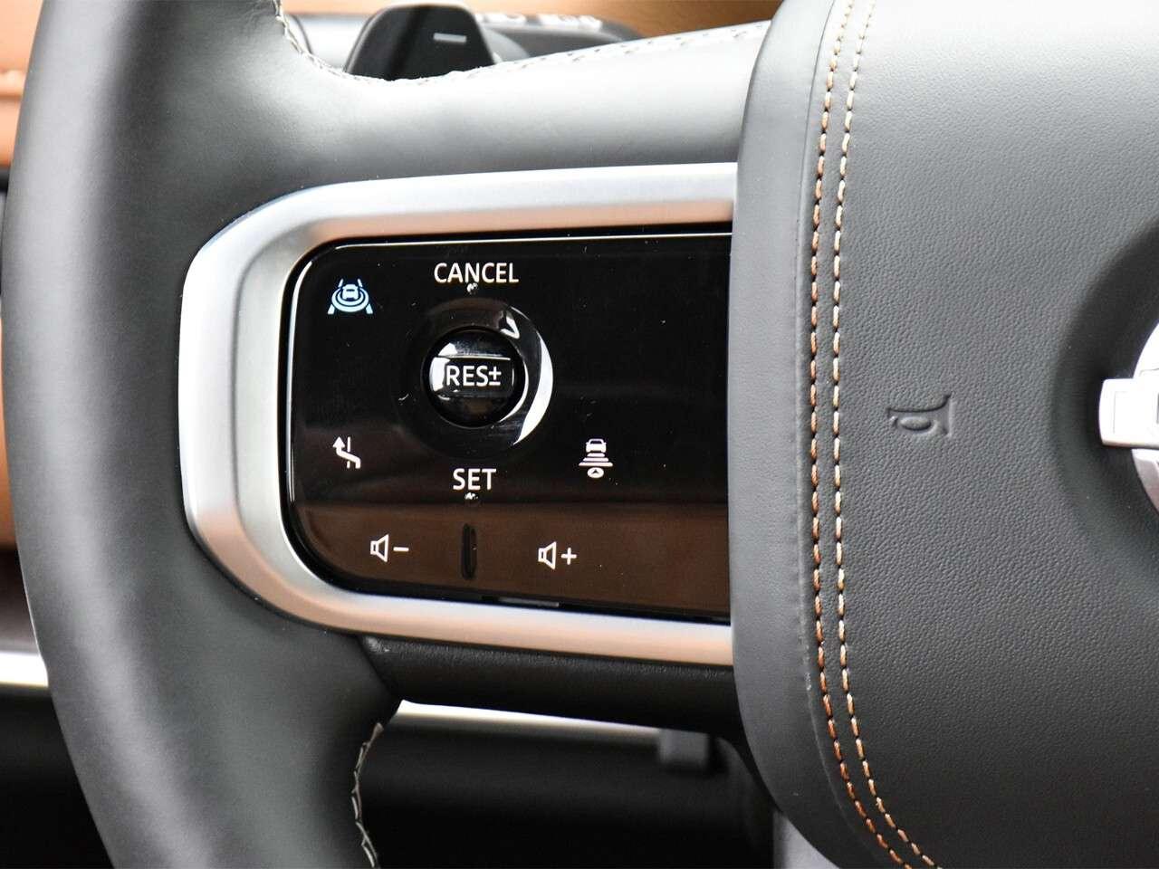 2026 Nissan Armada EXECUTIVE DEMO, FULLY LOADED, FINANCE FROM 6.99% Photo