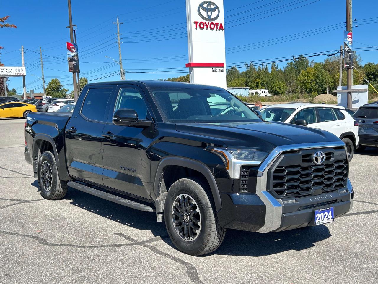 2024 Toyota Tundra SR5 TRD Off Road   LOW KM Photo