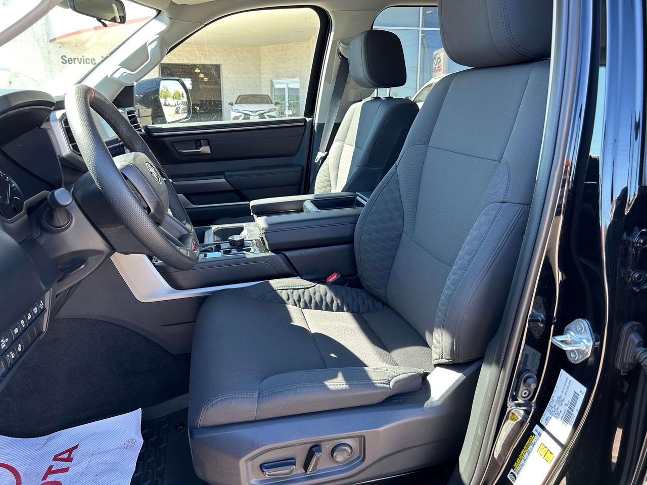 2024 Toyota Tundra SR5 TRD Off Road   LOW KM Photo