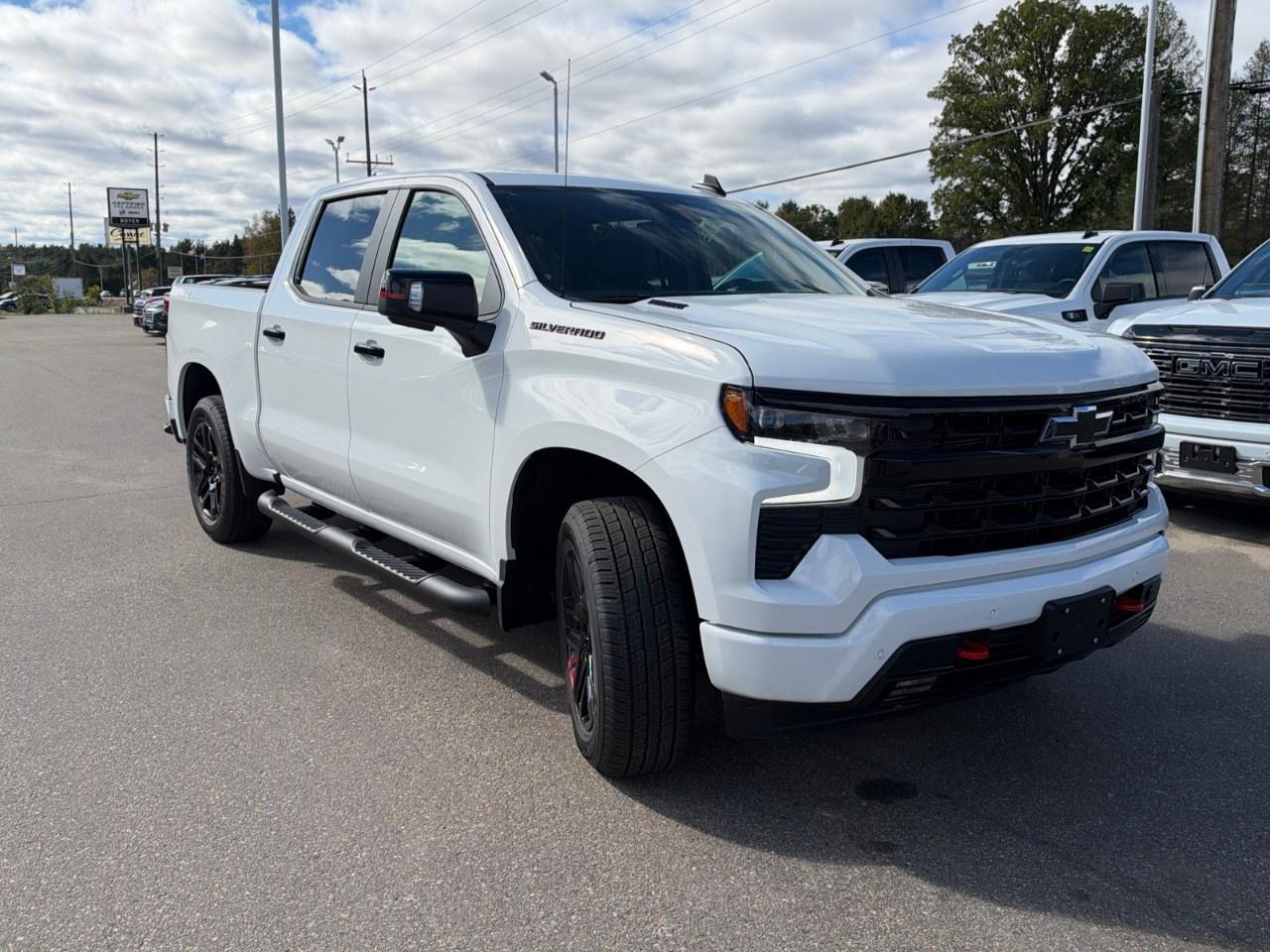 2026 Chevrolet Silverado 1500 Crew Cab Short Box 4-Wheel Drive RST Photo2