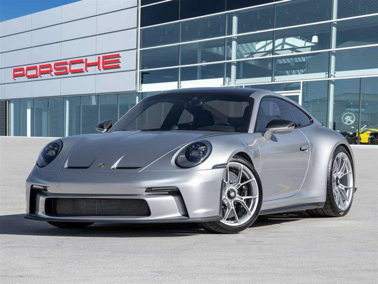 2024 Porsche 911 GT3 Coupe with Touring Package PCCB with Calipers in High Gloss Black LED-Matrix Design Headlights i Photo