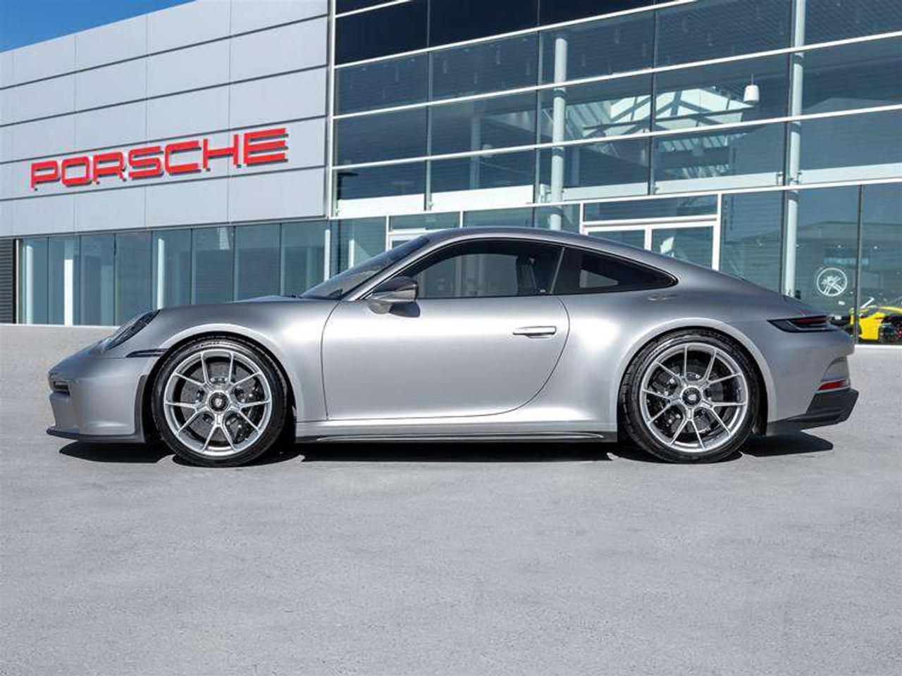 2024 Porsche 911 GT3 Coupe with Touring Package PCCB with Calipers in High Gloss Black LED-Matrix Design Headlights i Photo2