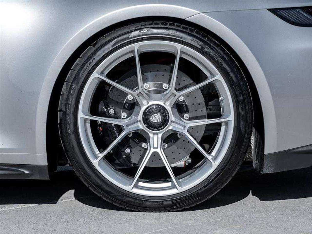 2024 Porsche 911 GT3 Coupe with Touring Package PCCB with Calipers in High Gloss Black LED-Matrix Design Headlights i Photo