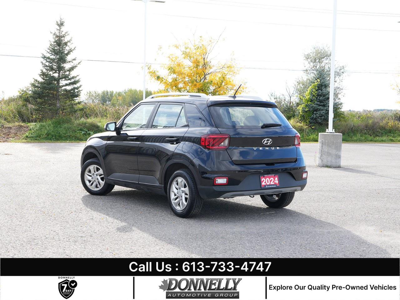2024 Hyundai Venue Preferred IVT Photo4