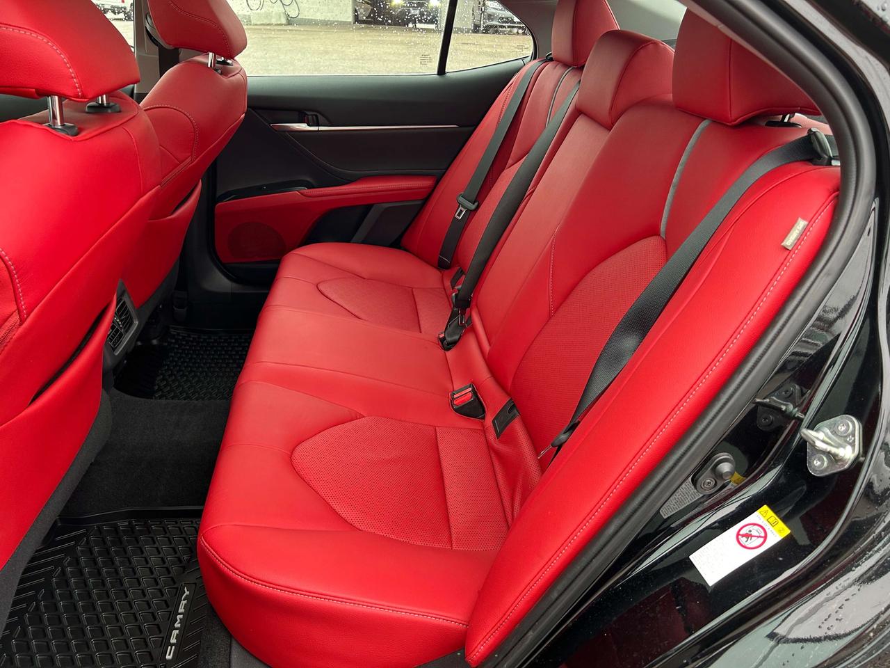 2018 Toyota Camry XSE Photo