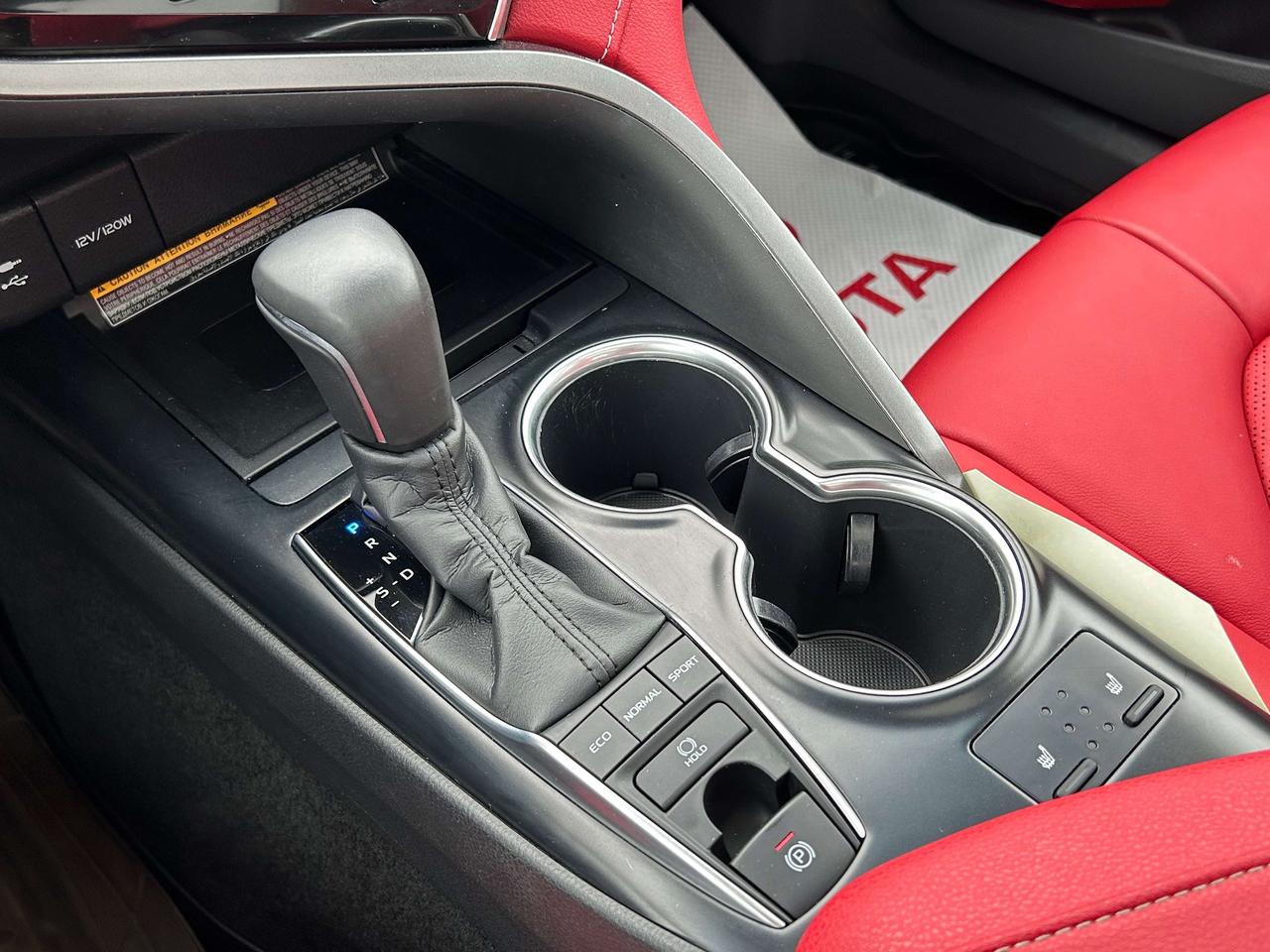 2018 Toyota Camry XSE Photo