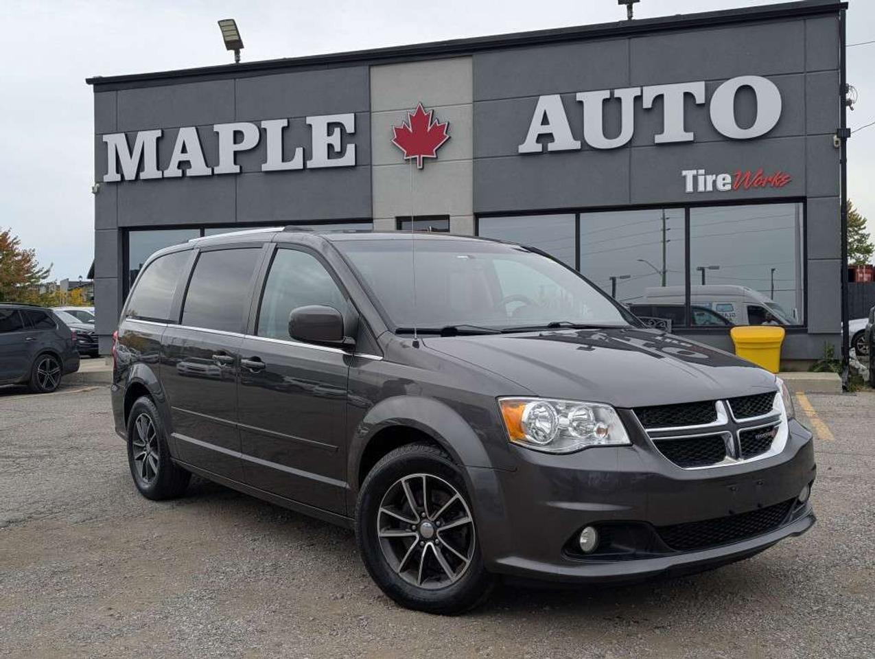 2017 Dodge Grand Caravan SXT Premium Plus NAV CAMERA RMT START Photo0