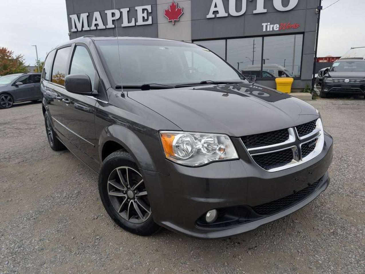 2017 Dodge Grand Caravan SXT Premium Plus NAV CAMERA RMT START Photo