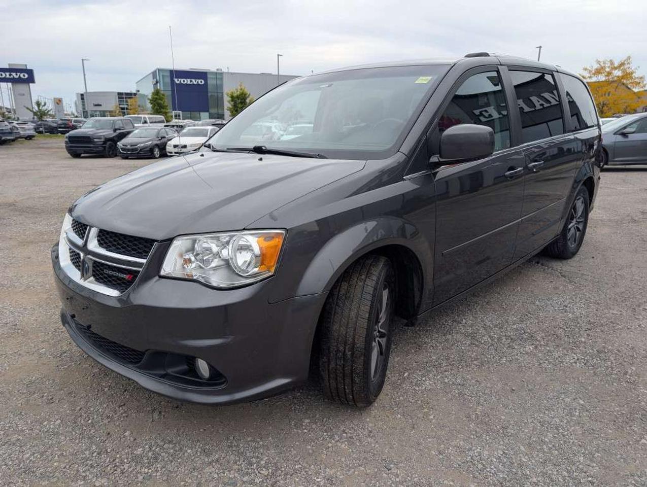 2017 Dodge Grand Caravan SXT Premium Plus NAV CAMERA RMT START Photo