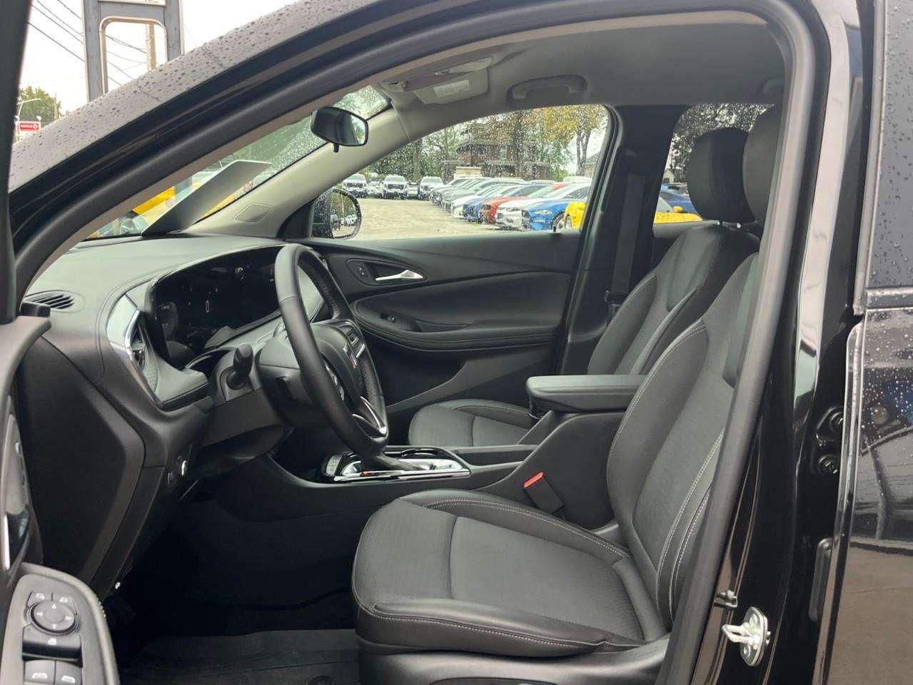 2025 Buick Encore PREFERRED CPO RATES APPLY!! Photo