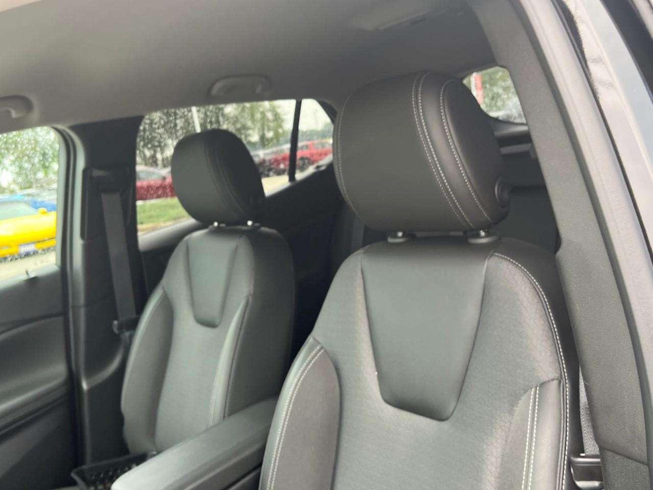 2025 Buick Encore PREFERRED CPO RATES APPLY!! Photo