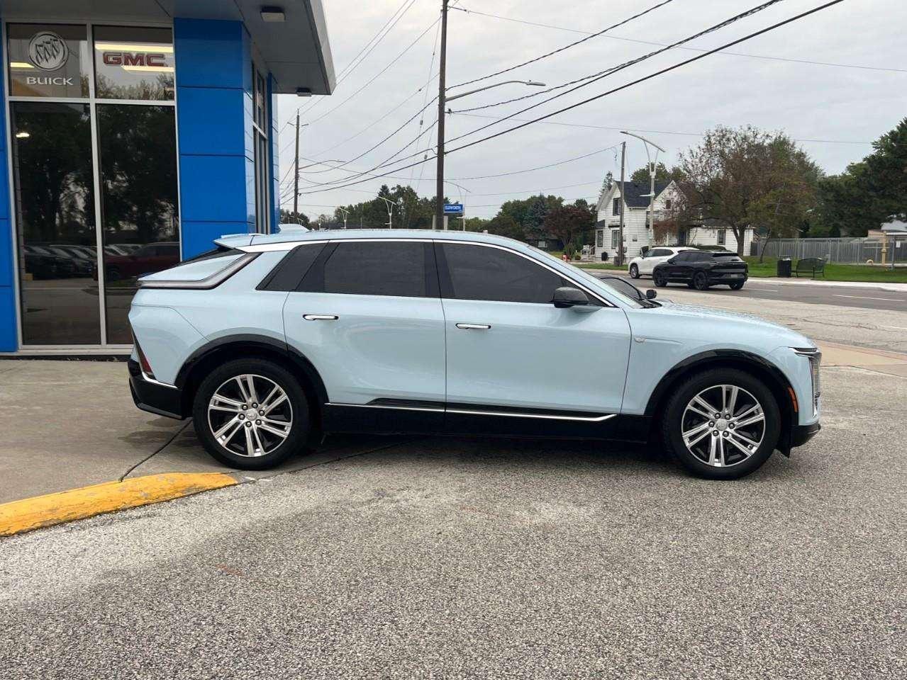 2024 Cadillac LYRIQ TECH ONE OWNER LOCAL TRADE Photo