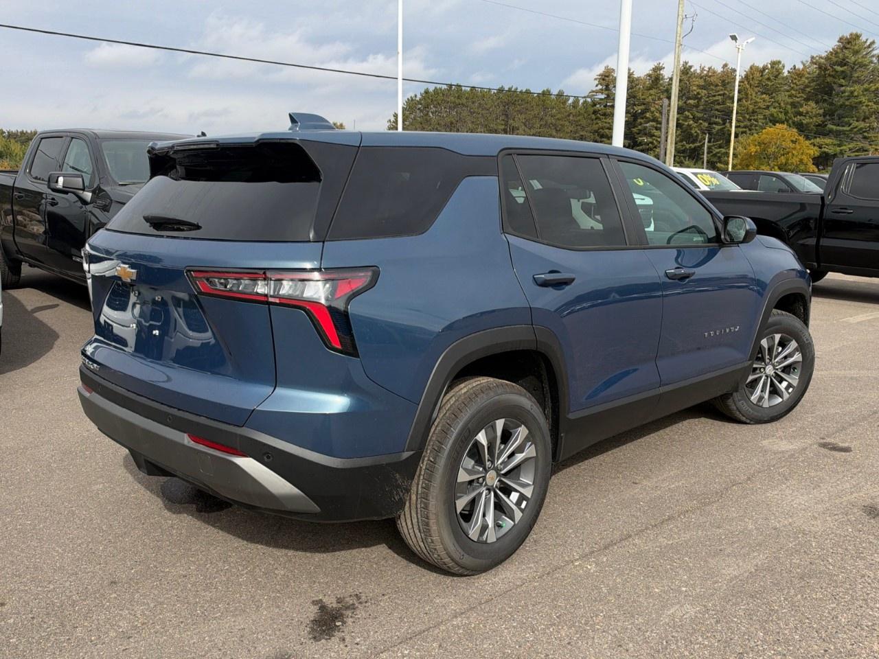 2027 Chevrolet Equinox AWD LT Photo