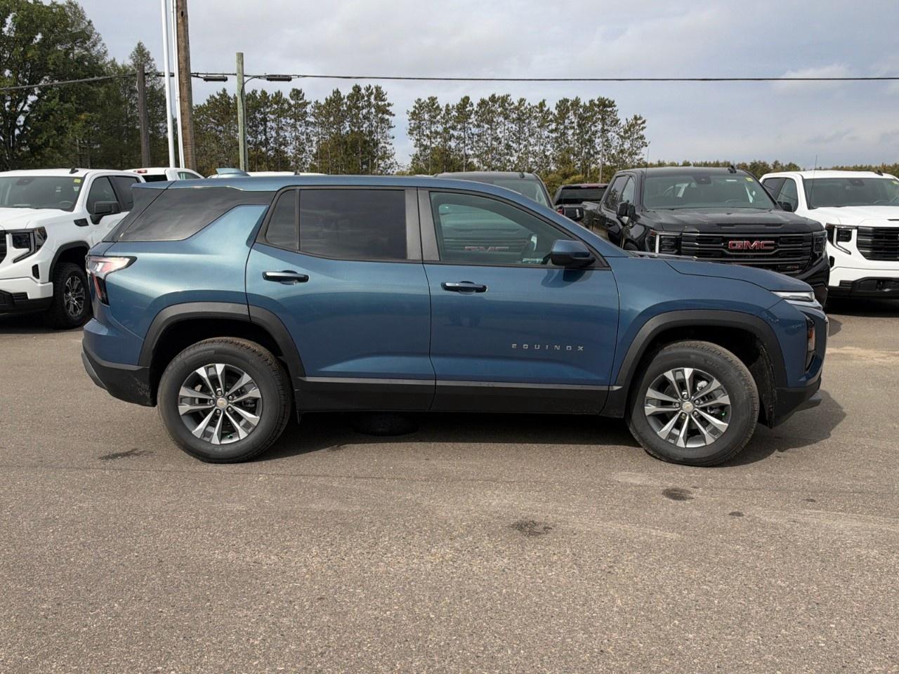 2027 Chevrolet Equinox AWD LT Photo