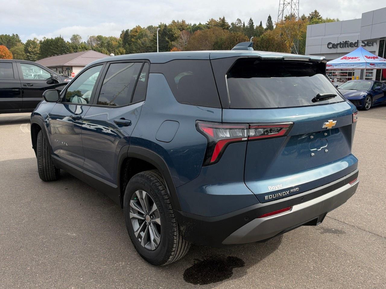 2027 Chevrolet Equinox AWD LT Photo