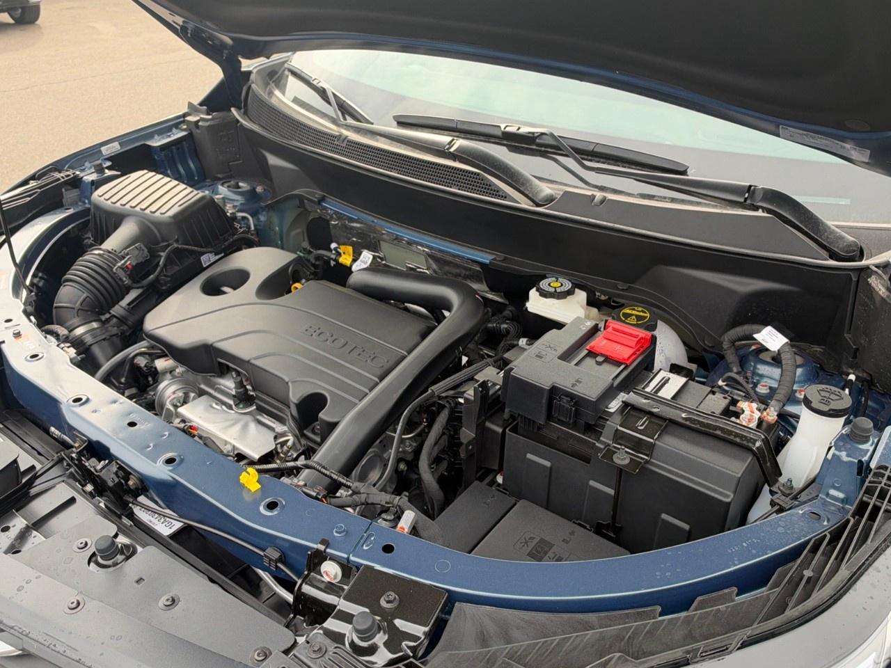 2027 Chevrolet Equinox AWD LT Photo