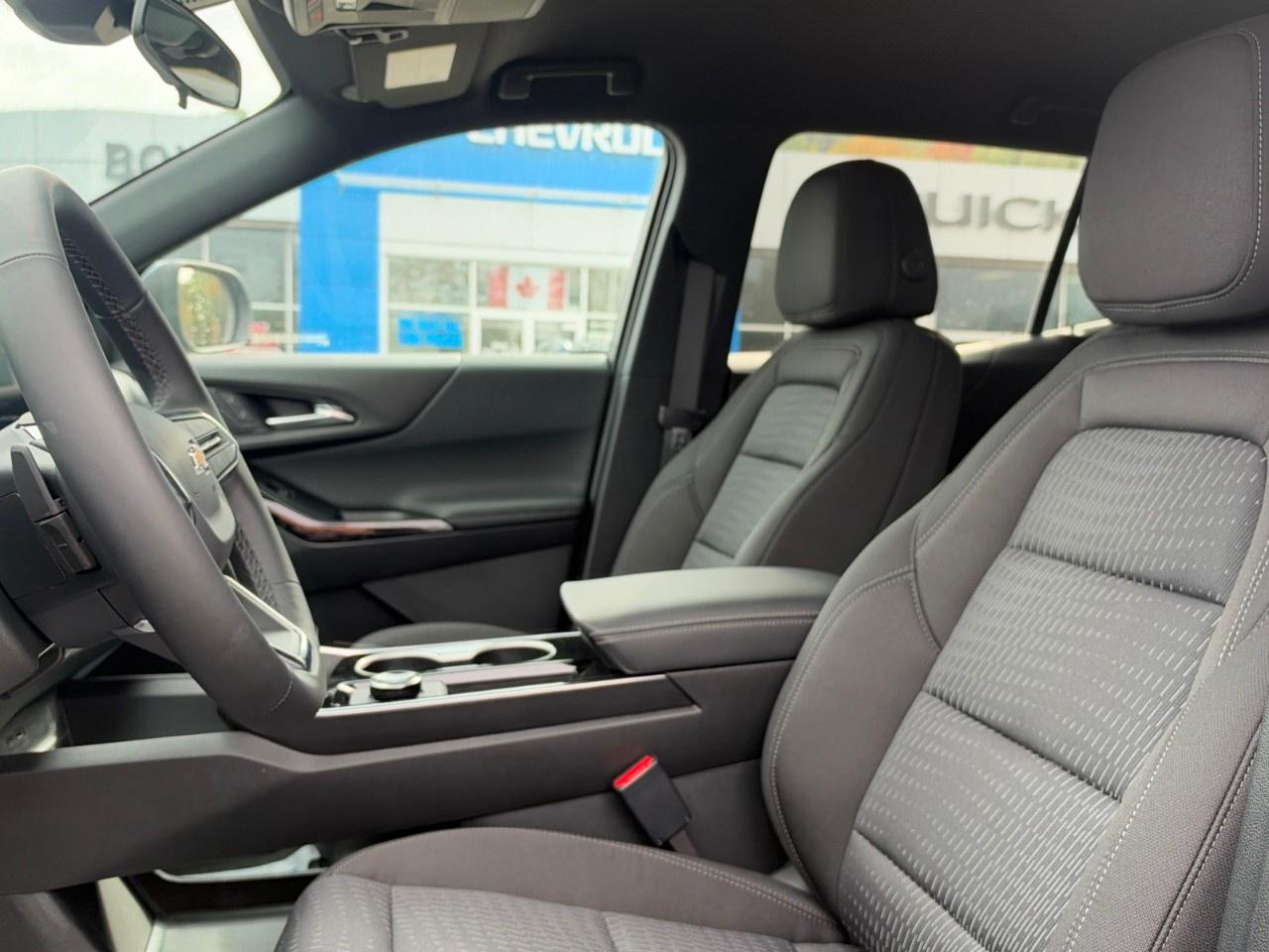 2027 Chevrolet Equinox AWD LT Photo