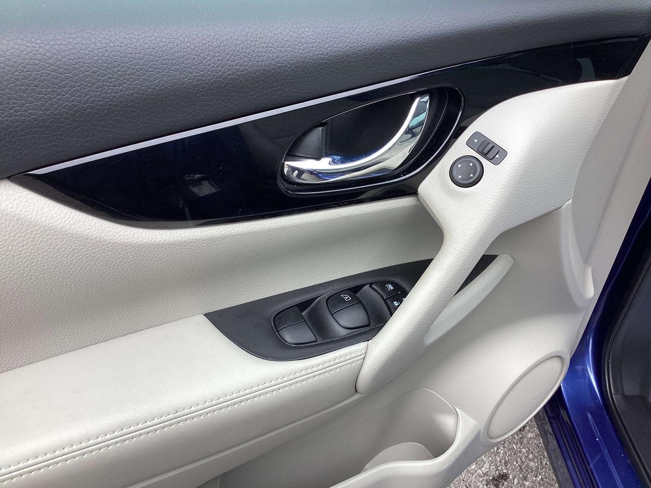 2023 Nissan Qashqai SV AWD Photo