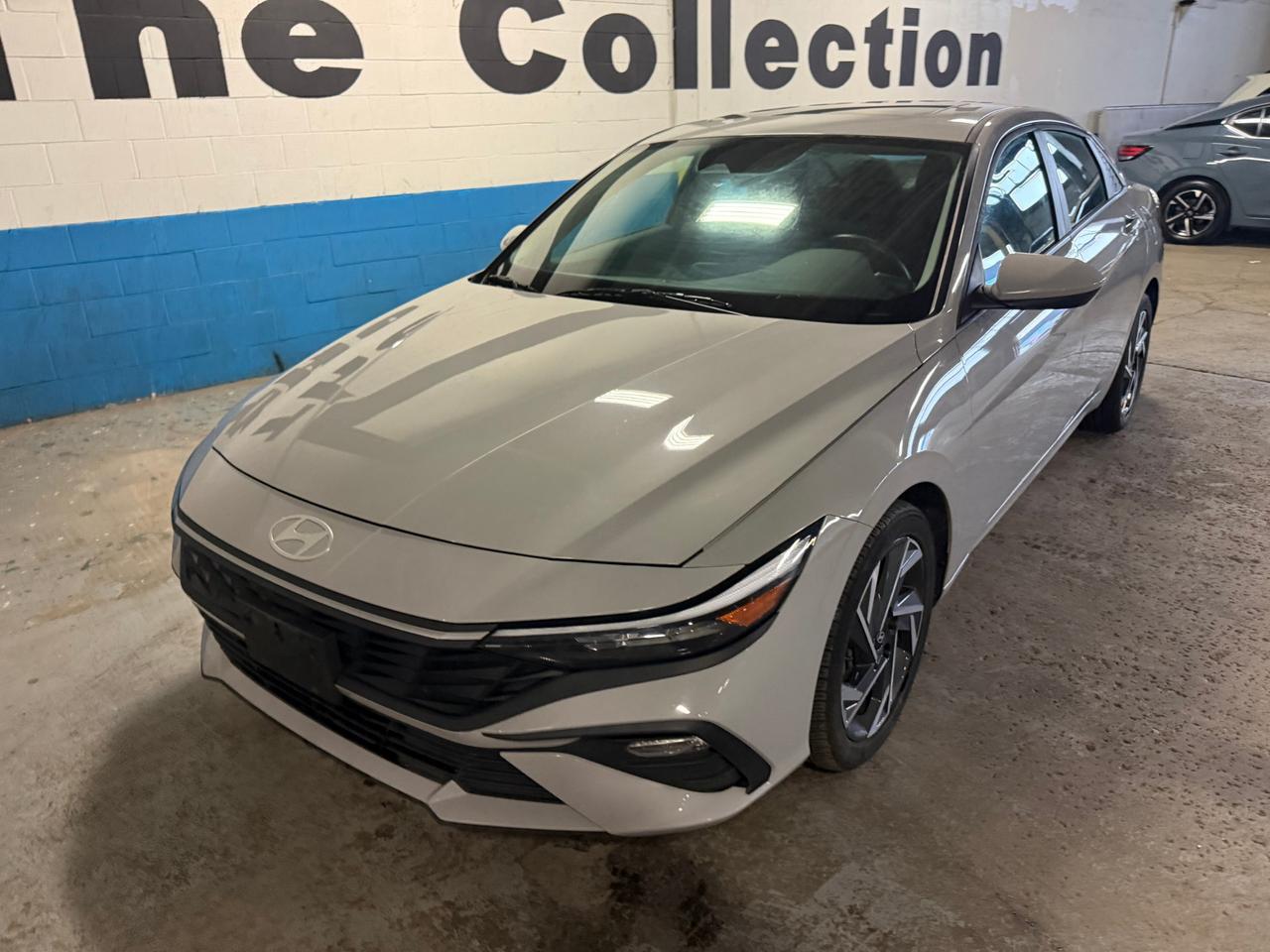 2025 Hyundai Elantra Preferred w/Tech Pkg 4dr Sedan Photo