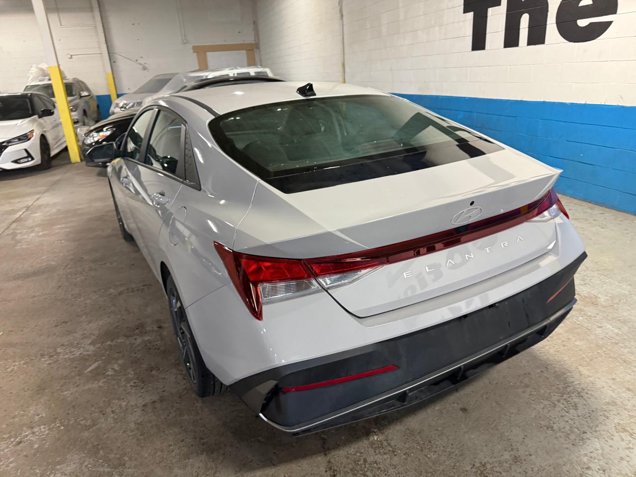 2025 Hyundai Elantra Preferred w/Tech Pkg 4dr Sedan Photo
