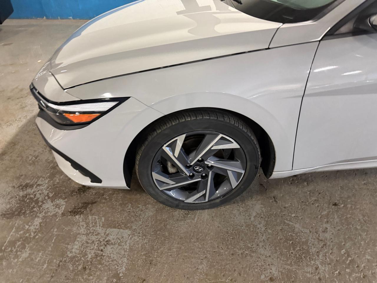 2025 Hyundai Elantra Preferred w/Tech Pkg 4dr Sedan Photo