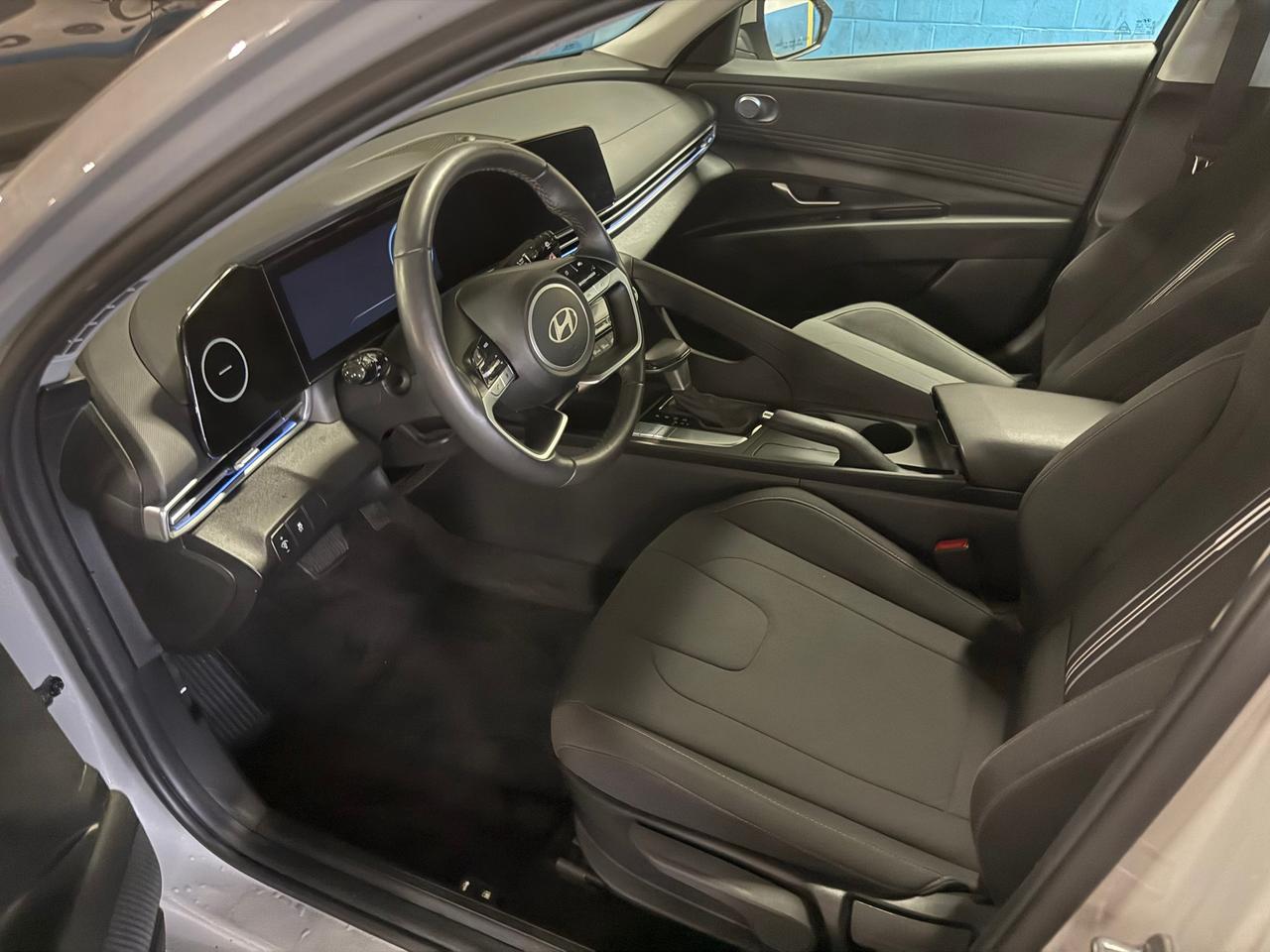 2025 Hyundai Elantra Preferred w/Tech Pkg 4dr Sedan Photo