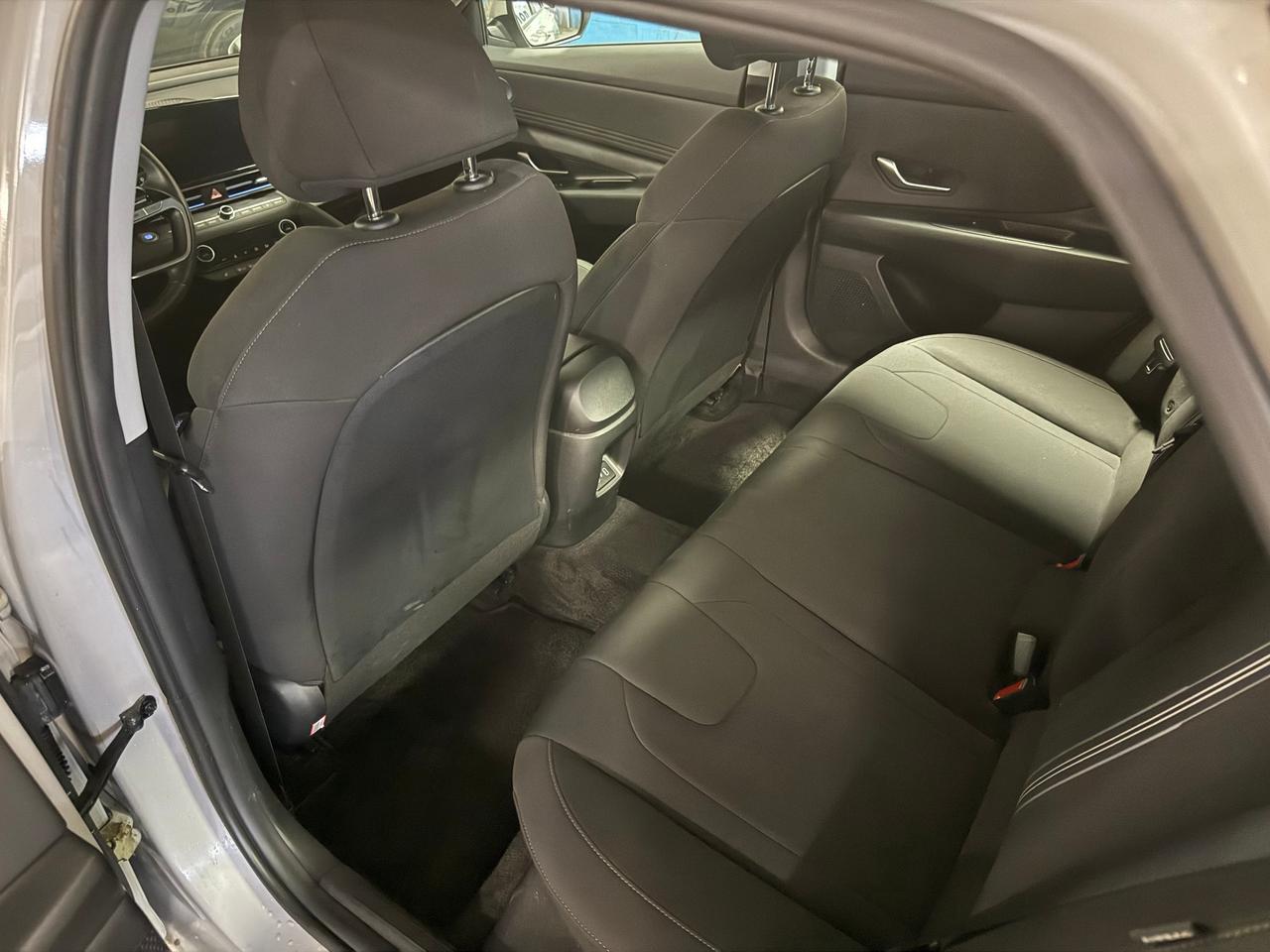 2025 Hyundai Elantra Preferred w/Tech Pkg 4dr Sedan Photo