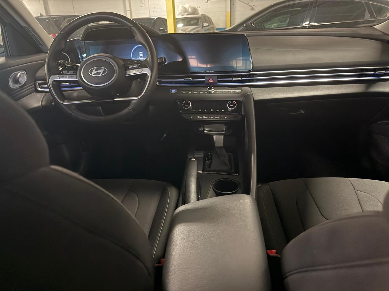 2025 Hyundai Elantra Preferred w/Tech Pkg 4dr Sedan Photo