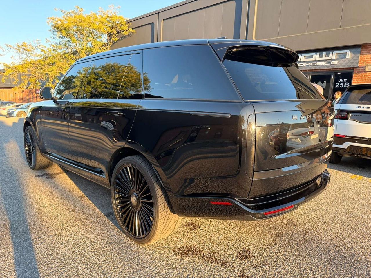 2023 Land Rover Range Rover P530 Autobiography LWB, 523HP, TWIN TURBO V8 Photo