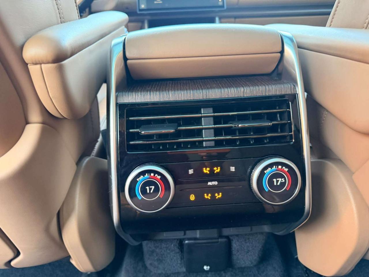 2023 Land Rover Range Rover P530 Autobiography LWB, 523HP, TWIN TURBO V8 Photo