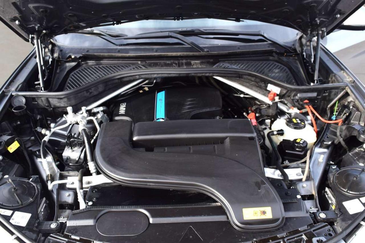 2018 BMW X5 xDrive40e M Pkg Loaded! Photo