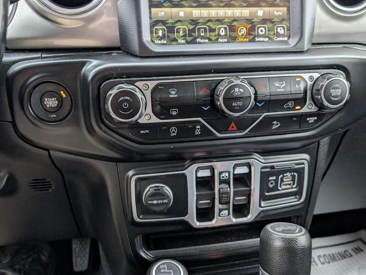 2020 Jeep Wrangler Unlimited Sahara Photo