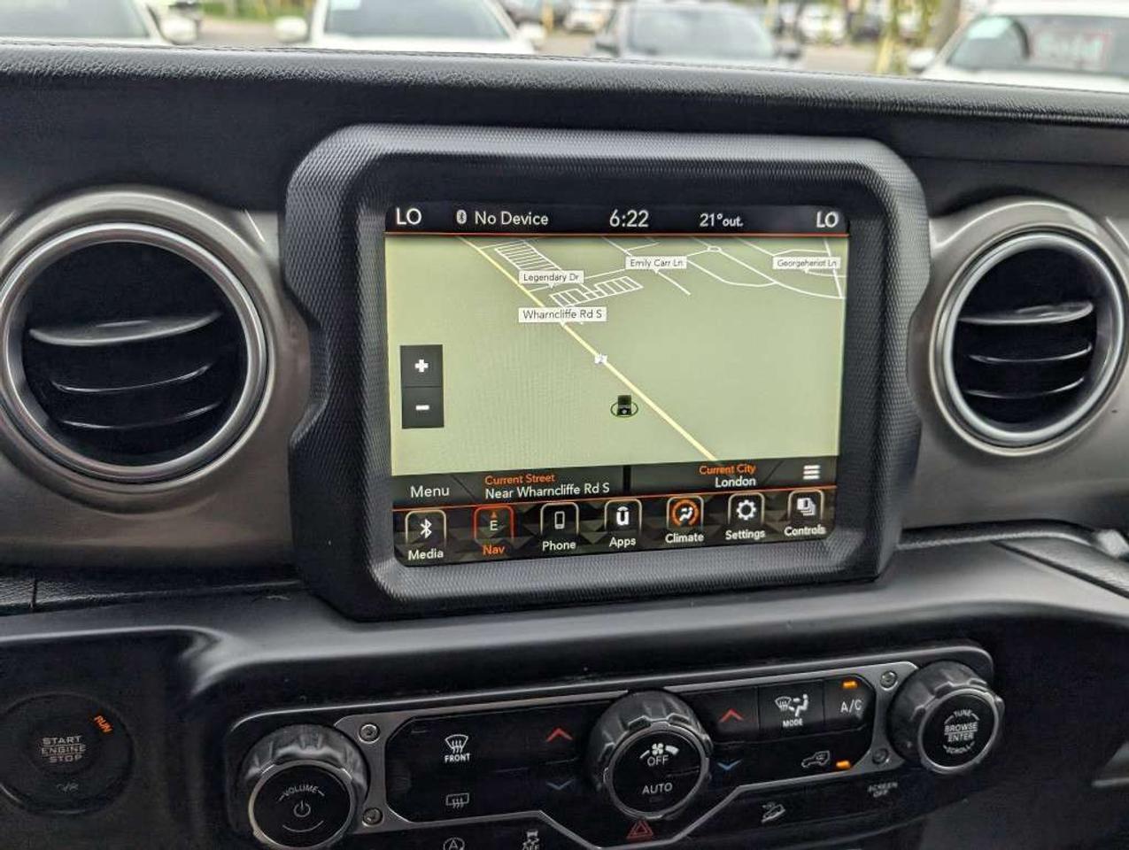 2020 Jeep Wrangler Unlimited Sahara Photo