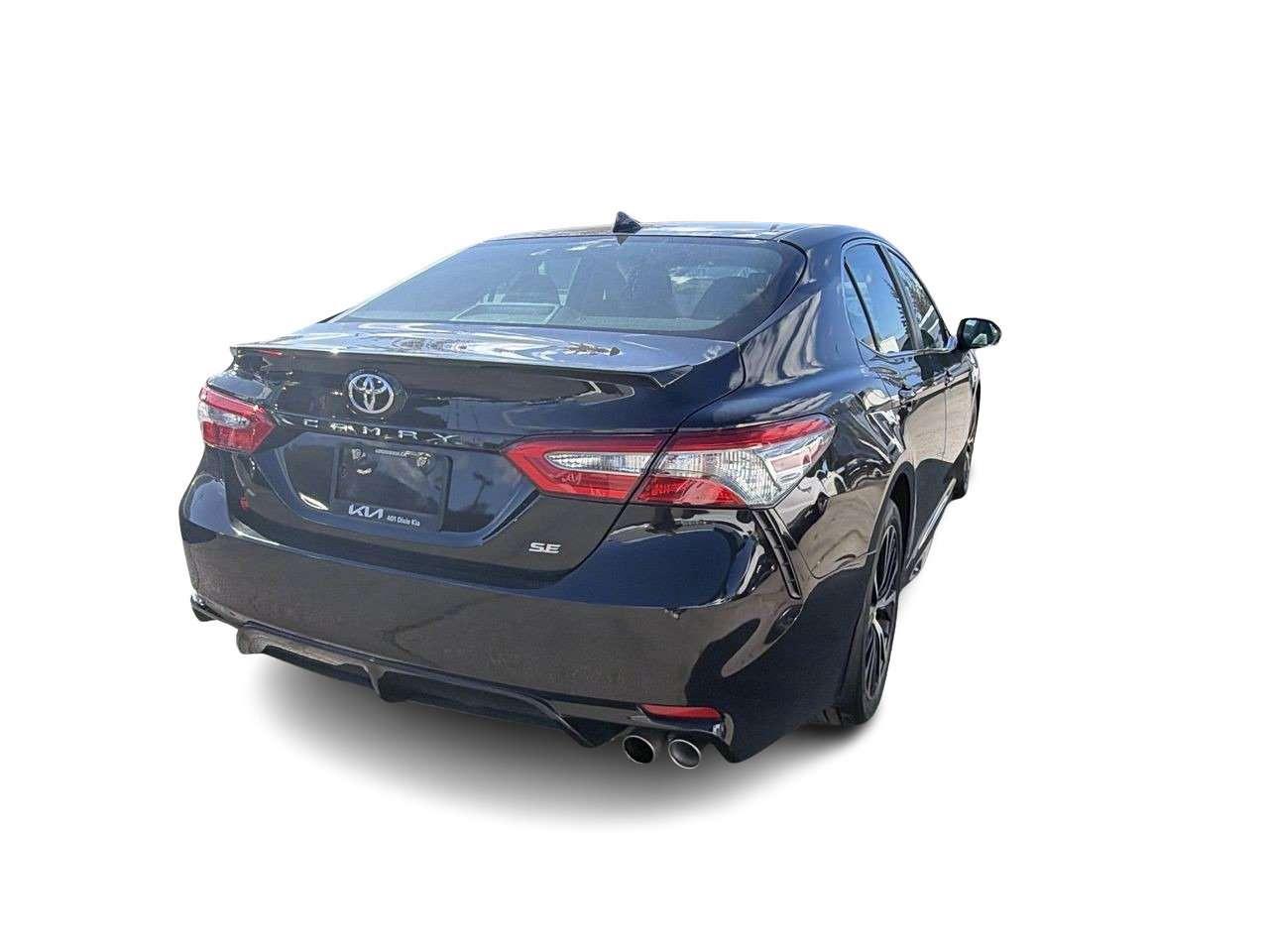 2018 Toyota Camry SE BACKUP CAM   WIRELESS PHONE CHARGER   DRIVE MODE SELECT Photo