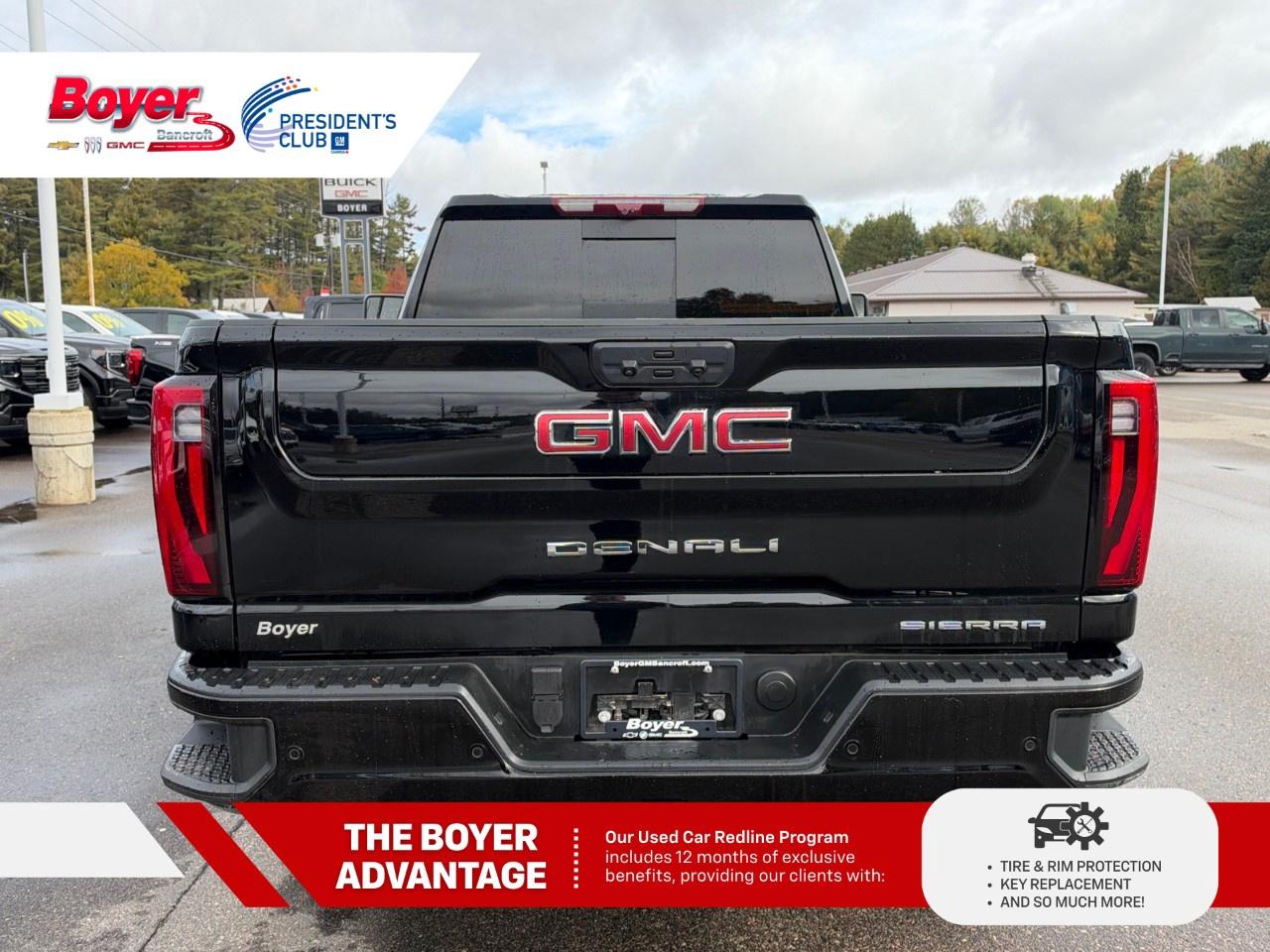 2025 GMC SIERRA 2500HD 4WD Crew Cab Standard Box Denali Photo