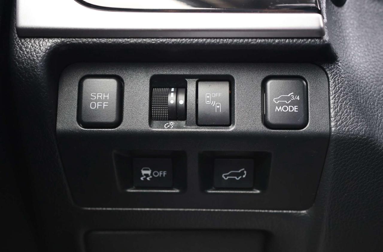 2018 Subaru Forester 2.5-LIMITED-AWD-EYESIGHT PKG-R STARTER/NAV/ADAPT CRUISE/BCAM/BLIS/FCW/LKA/LEATHER/H SEATS/BLUETOOTH/KEYLESS/PANOROOF Photo