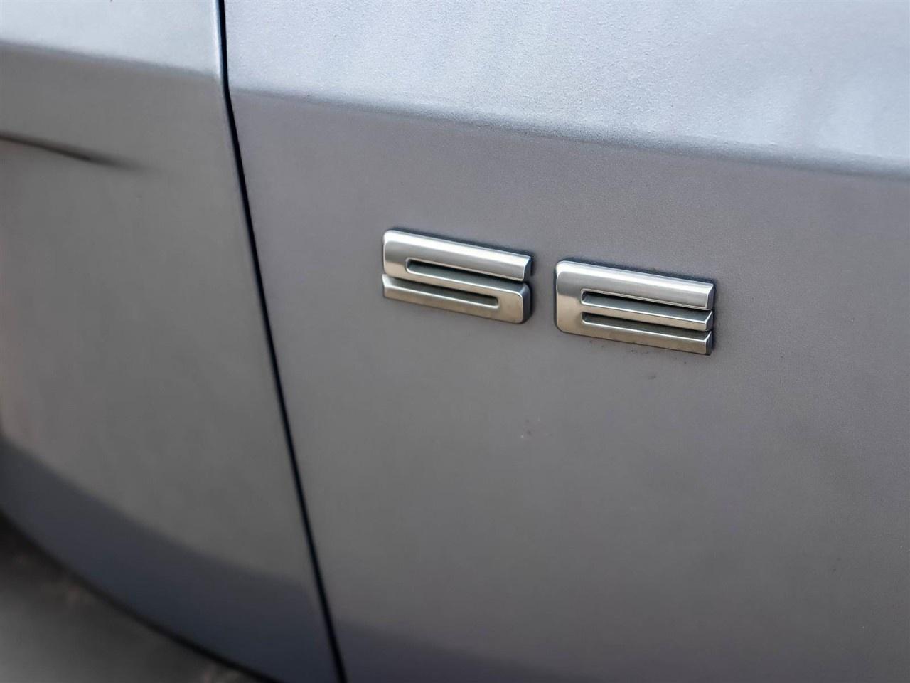2022 Ford Escape SE AWD Photo