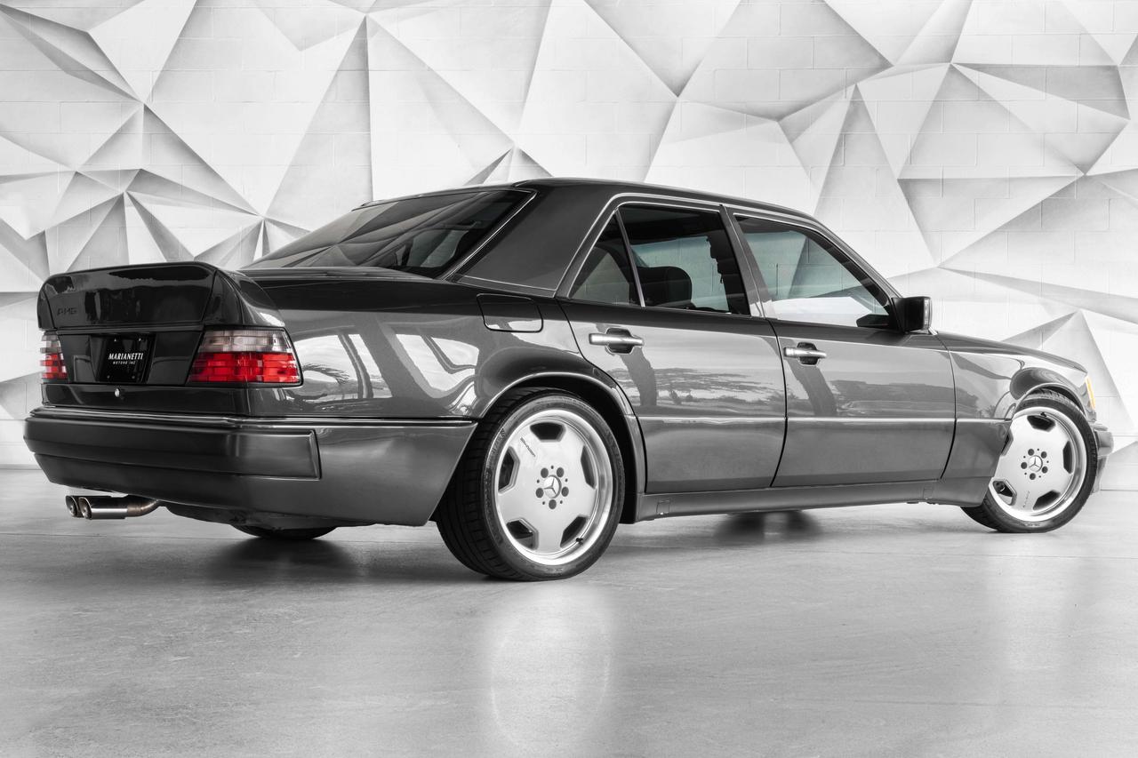 1993 Mercedes-Benz 500 Renntech Photo