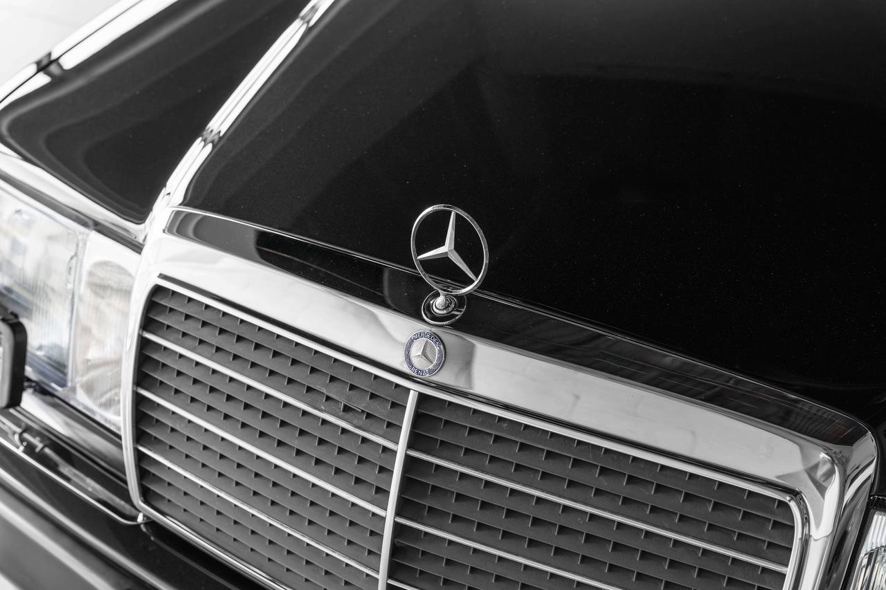1993 Mercedes-Benz 500 Renntech Photo