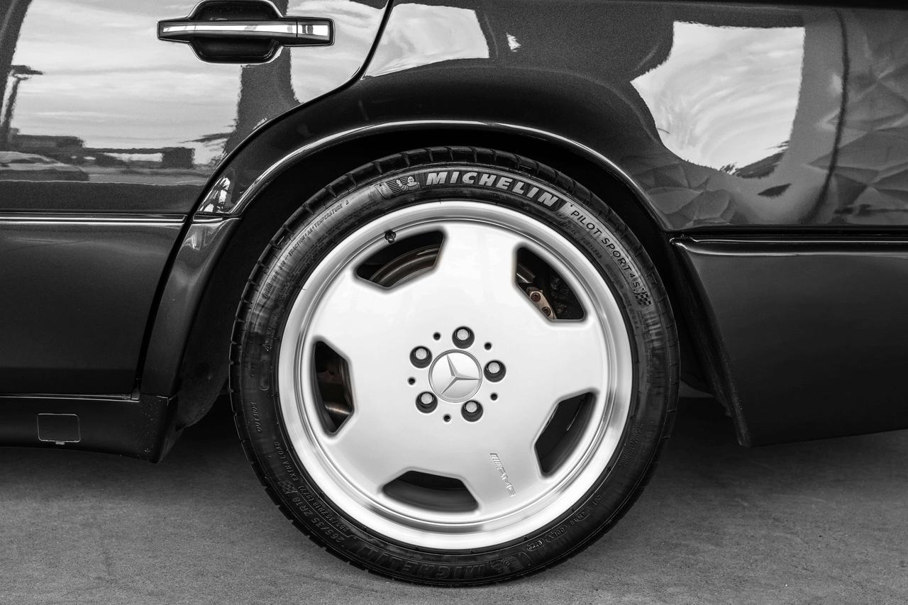 1993 Mercedes-Benz 500 Renntech Photo