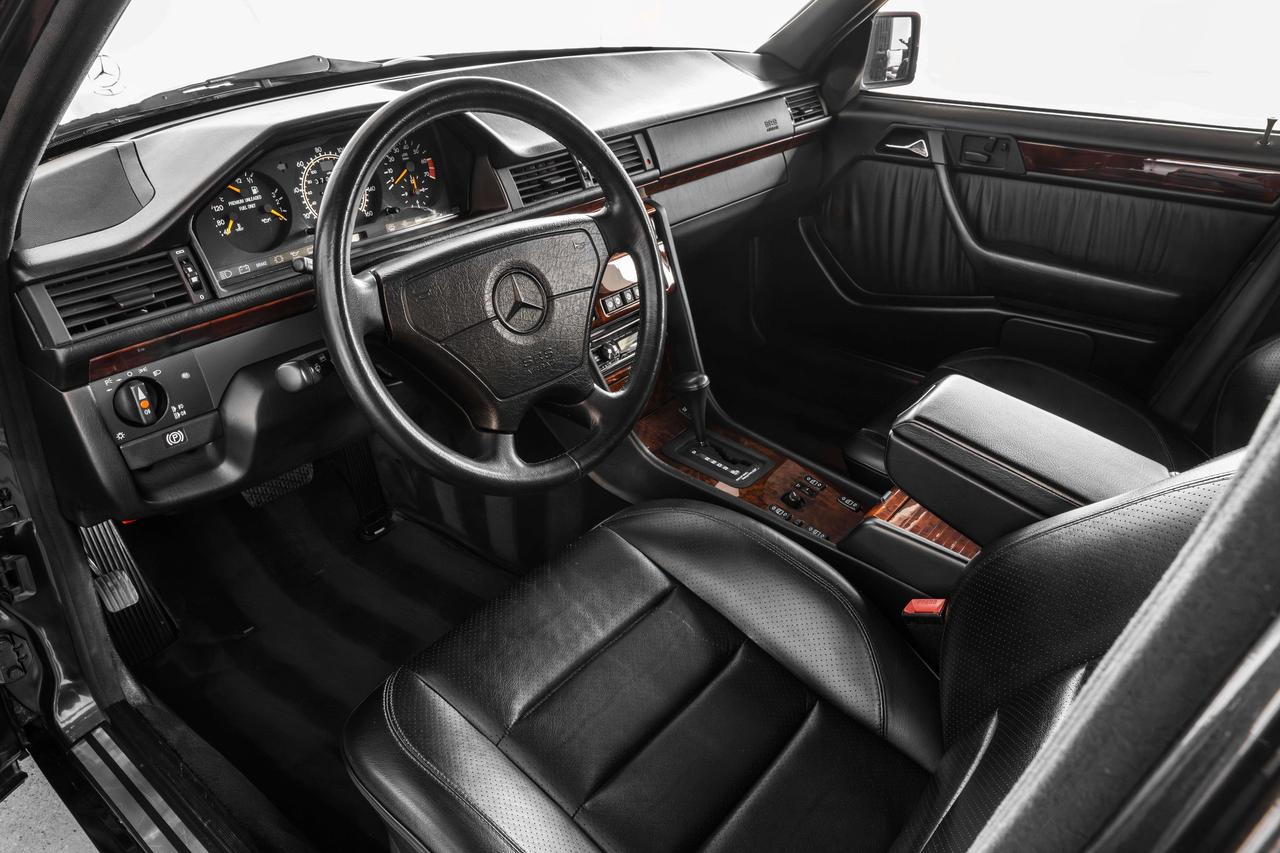1993 Mercedes-Benz 500 Renntech Photo