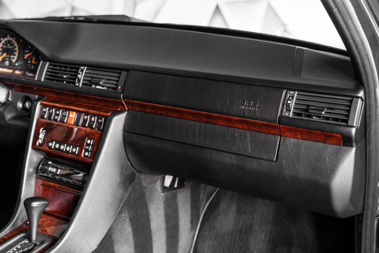1993 Mercedes-Benz 500 Renntech Photo