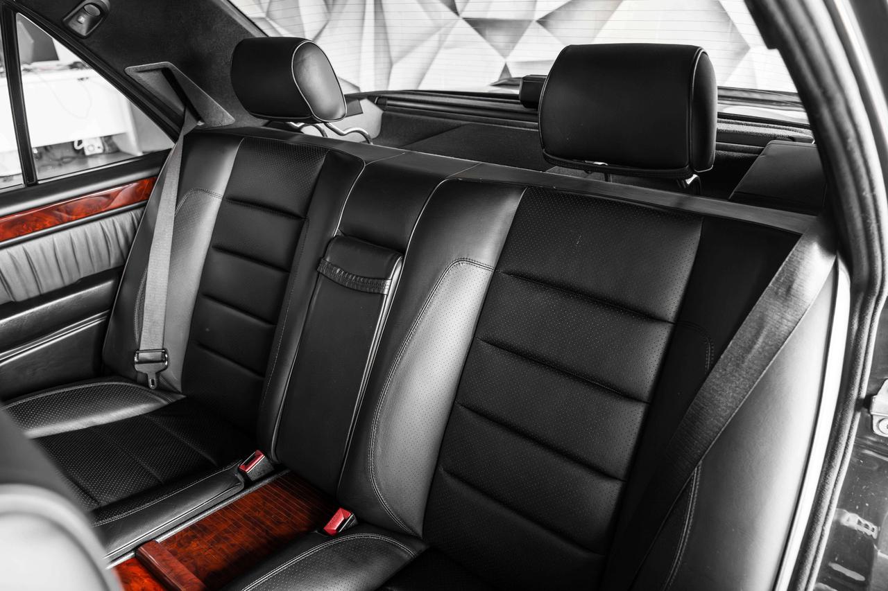 1993 Mercedes-Benz 500 Renntech Photo