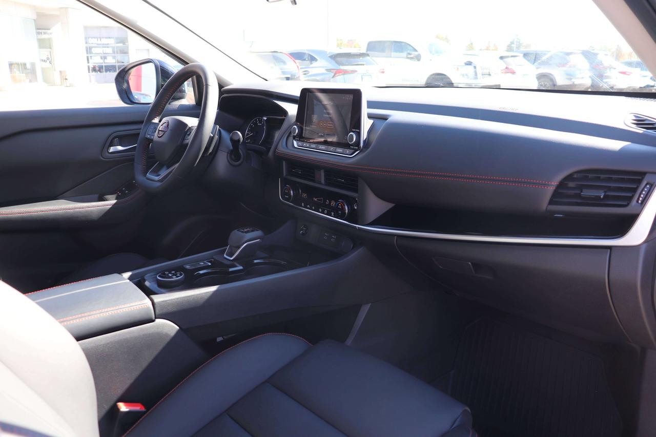 2026 Nissan Rogue Rock Creek Moonroof 360CAM Leatherette RemoteStart Photo
